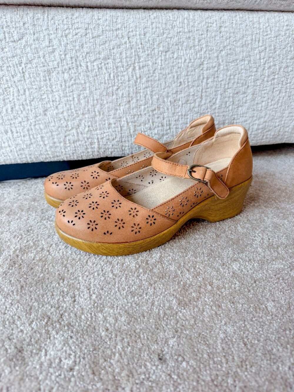 Alegria Rene Mary Jane Clogs Floral Stamped - Size 9